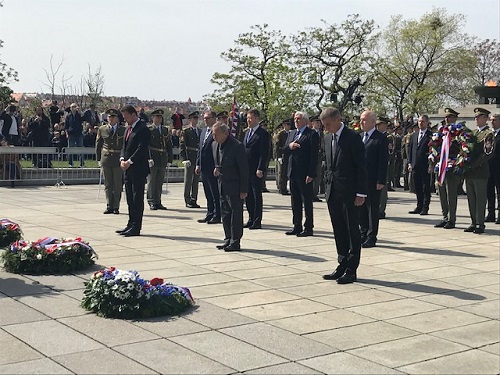 Pietní vzpomínka u Národního památníku na Vítkově u příležitosti Dne vítězství